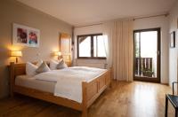 Apartment mit Balkon