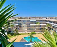 Superbe appartement avec solarium et piscine communautaire - B&B Roses