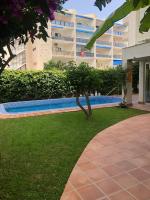 Front Line Apartment Marbella - 2 Bedroom & 2 Bathrooms - Chambres d'hôtes Marbella