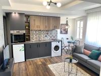 Center of Tirana “Savannah” Studio Apartment. - B&B Tirana