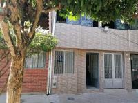 Bienvenido a tu segundo hogar a dos cuadras del centro recreaciónal lagos club comfatolima - B&B