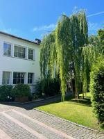 Private Boardinghouse Meerbusch & Terrasse, Parkplatz nahe Messe - B&B Meerbusch