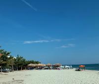 Nice homely 2-bedroom apartment close to the beach - B&B Pefkochóri