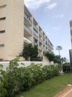 Skol Apartments Marbella - 1 Bedroom Apartment with Sea Views - Chambres d'hôtes Marbella