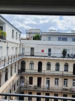 Apartment with Rooftop Terrace
