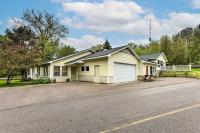 Near Ice Fishing and Snowmobiling Frankfort Home - B&B Frankfort