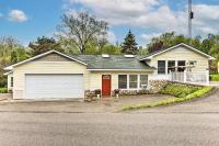18 Mi to Crystal Mtn Couples Haven Near Lake - B&B Frankfort