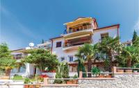 B&B Kostrena - Amazing Apartment In Kostrena With Wifi - Bed and Breakfast Kostrena