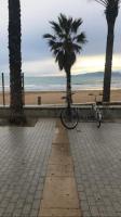 Apartamento centrico y con piscina a 5 min. playa - B&B Salou