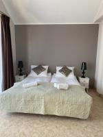 Standard Twin Room with Sofa