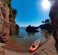BOULOURIS, Grand Studio 2 à 4 personnes à 5min à pied des plages - Chambres d'hôtes Saint-Raphaël