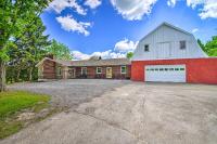 Roomy Montour Falls Retreat with Private Pool! - B&B Montour Falls