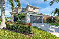 Vacation home with pool. 4 bedrooms. Sleeps 10 - B&B
