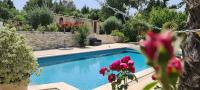 B&B Meyreuil - EDEN HOUSE villa 200 m2, 4 chamb 4 sdb, piscine privée, jardin clos 4000 m2, parking - Bed and Breakfast Meyreuil