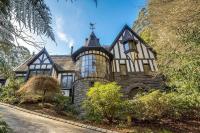 Fernhill Estate “ Gingerbread House” - B&B Kallista