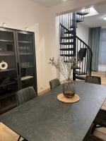 Exclusive two-level apartment with private terrace on the canal Brussels - B&B Bruxelles