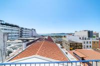 Blue by the River 4 - Unique Penthouse Duplex with a View - Chambres d'hôtes Lisbonne