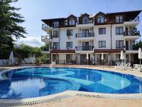 Sirena condo 50 m from the central beach - B&B