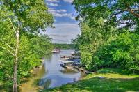 Waterfront Escape Ozarks Home and Guest House! - B&B Gravois Mills