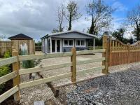 Hilltop Hideaway - B&B
