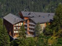Appartement récent 4 pièces, 2 terrasses, parking couvert, pied des pistes - FR-1-329-72 - Chambres d'hôtes La Plagne Tarentaise