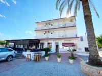 Habitaciones Camping Ferrer - Ferienwohnung