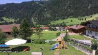 Glüxplatzl GmbH Appartements am Wald - B&B St. Martin of Tennengebirge