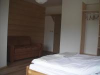 Dreibettzimmer mit Balkon