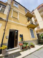 Hostdomus - Trilocale Da Dino - B&B