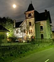 B&B Lebetain - AILE DU CHATEAU 6 personnes - Bed and Breakfast Lebetain