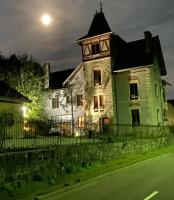 AILE DU CHATEAU 6 personnes - B&B