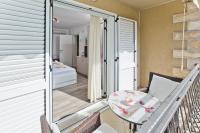 Habitación Doble con balcón y vistas a la ciudad