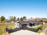B&B Sønderby - 9 person holiday home in Juelsminde - Bed and Breakfast Sønderby
