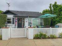 CUTE HOME 7 BLOCKS TO BEACH . XBOX . BIKES . PETS - Ferienwohnung