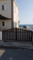 B&B Perivolia - Panorama Beach House, 5 meters to the sea - Bed and Breakfast Perivolia