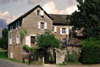 B&B Sévérac-le-Château - Maison d'Hôtes La Singulière - Bed and Breakfast Sévérac-le-Château