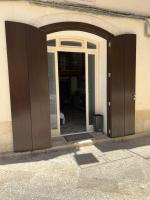 GROUND STONE - B&B Bari