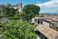 Steps from the Lake - Charme in the Inner City - B&B