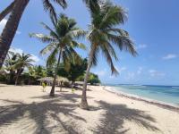 Kukumi's Suite Anse des Rochers - B&B Saint-François