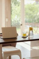 Loft-Apartment - Bestlage am Kurpark mit Terrasse - kostenloses Parken - Küche - Netflix - Waschmaschine - Chambres d'hôtes Wiesbaden