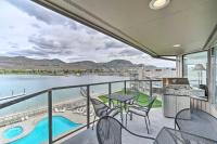 B&B Chelan - Beautiful Condo with Balcony on Lake Chelan! - Bed and Breakfast Chelan