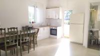 Sunkissed and Seasalted House - Bed and Breakfast Melíssi