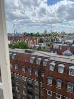 Super Located Studio in South Ken at Chelsea Cloister - B&B