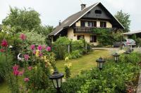 Family Apartment with Terrace and Garden View
