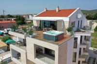 Three-Bedroom Penthouse Apartment with Hot Tub and Sea View
