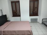T1 centre ville Aubenas - B&B