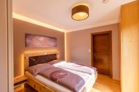 Superior One-Bedroom Apartment with Balcony