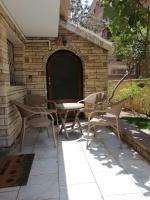 Serenity Garden Oasis near Maadi Grand Mall & CAC - B&B