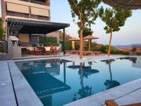 ''Stergiou Luxury Apartments'' με κοινη πισινα - Bed and Breakfast
