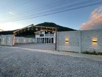 Bâra Rooms - Adults Only - B&B Topliţa